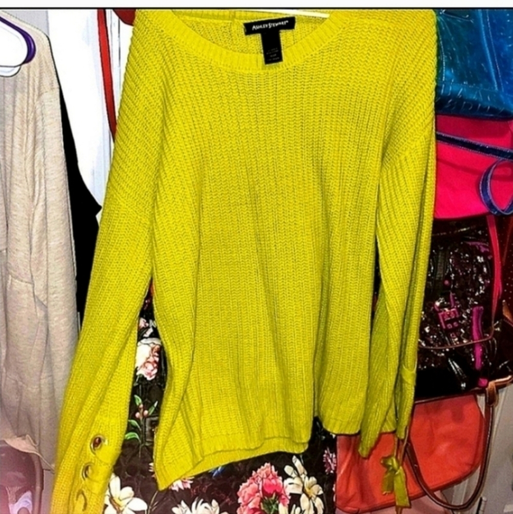 Nwot Ashley stewart lime green sweater 18/20